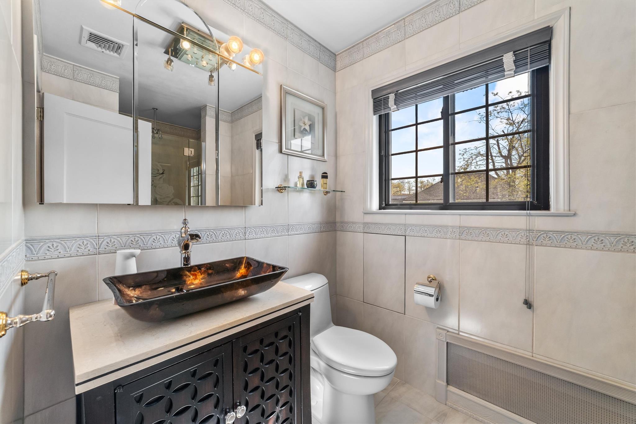 182 Kneeland Avenue, Yonkers, New York image 30
