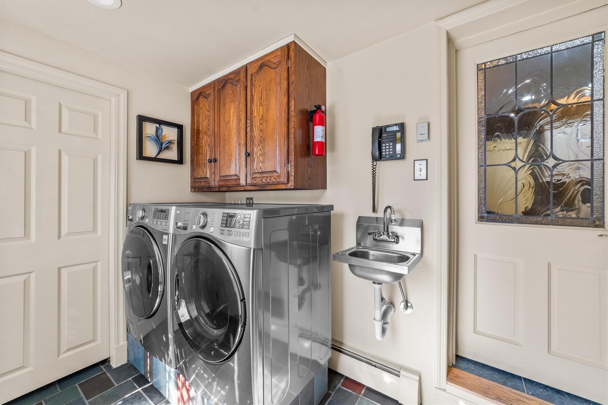 182 Kneeland Avenue, Yonkers, New York image 25