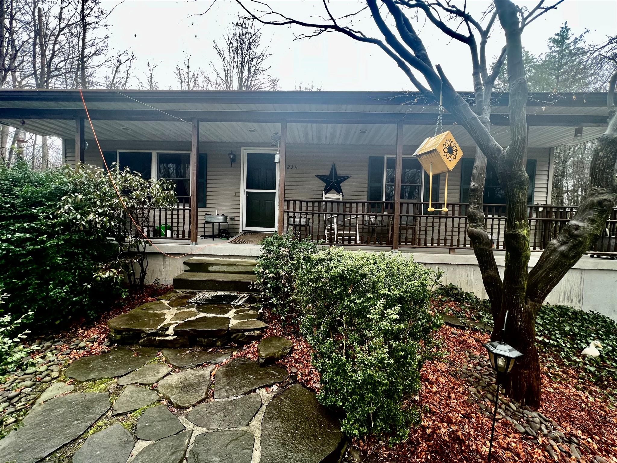 214 Old Reservoir Road, Wallkill, New York image 1