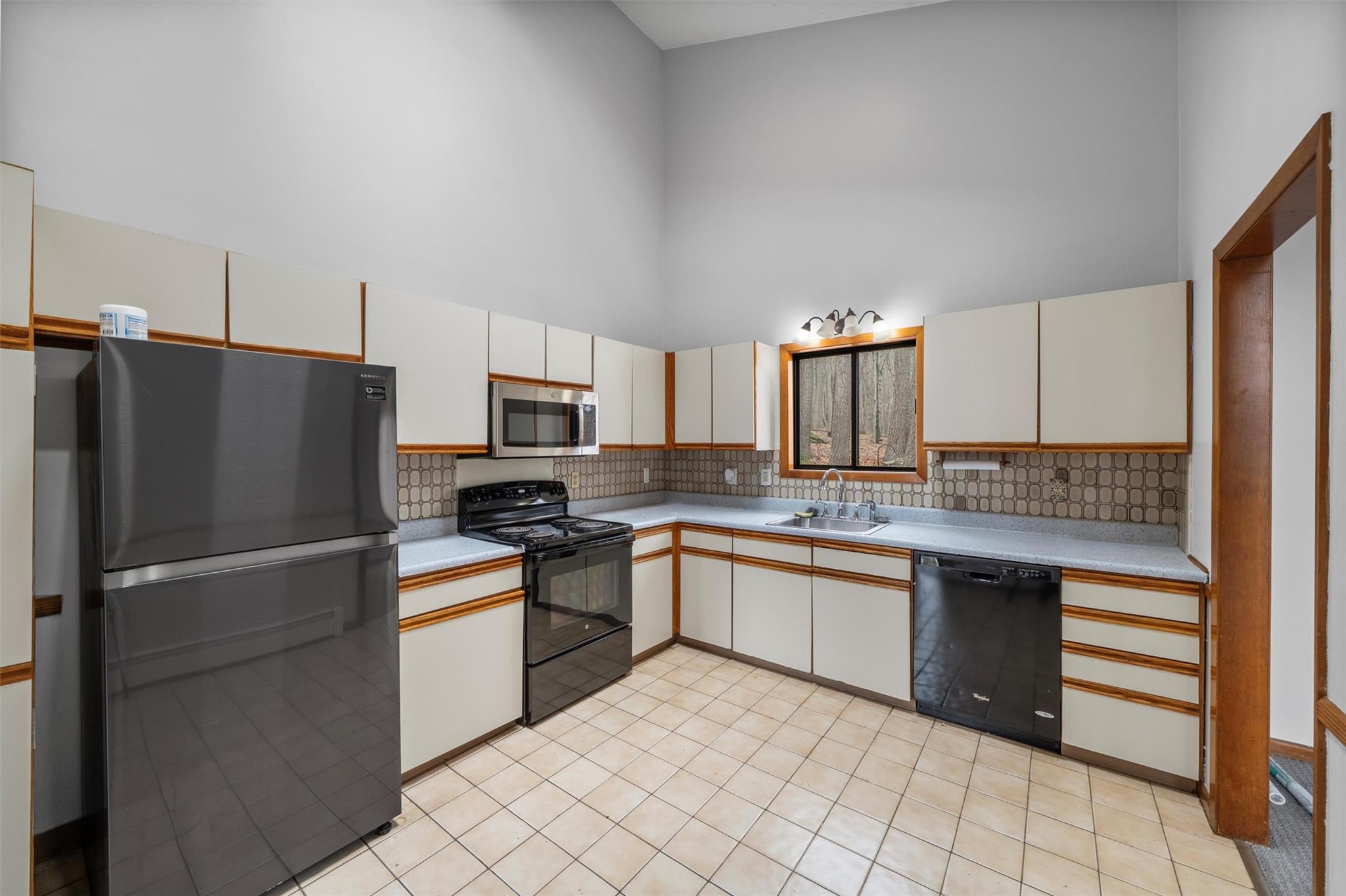 30 Scaglione Court, Highland Mills, New York image 7