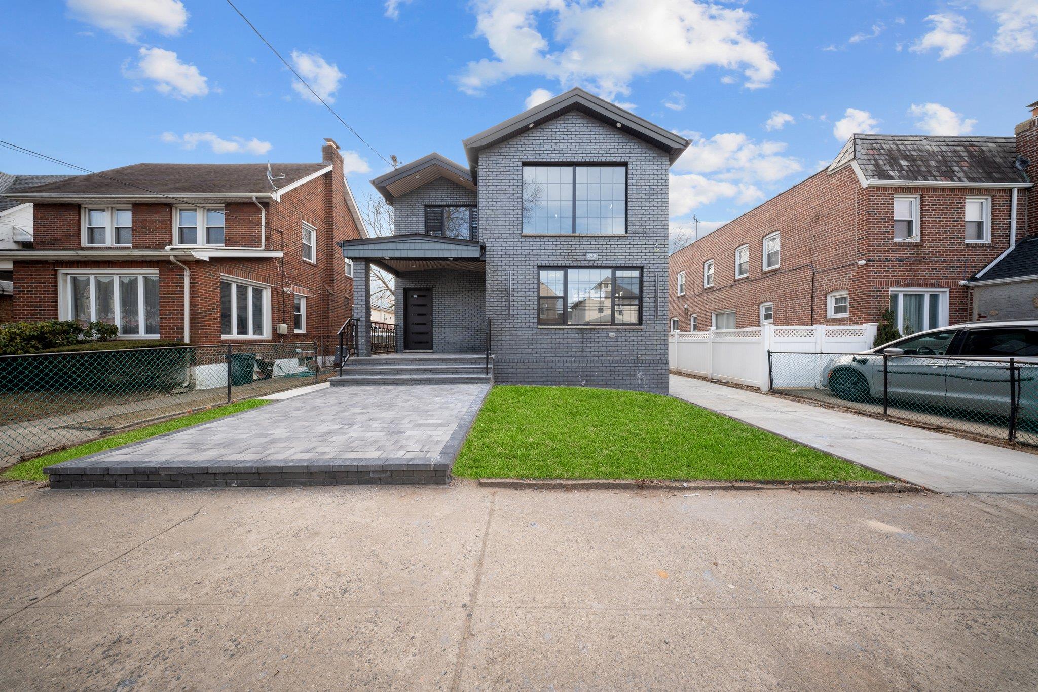 111th Road, Queens Village, Queens, NY - 6 Bedrooms  
5 Bathrooms - 