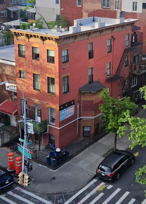 543 Bedford Avenue Brooklyn NY 11211