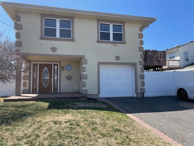 733 Shore Walk Walk, Lindenhurst, New York image 1