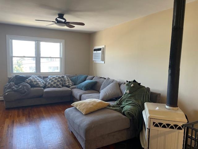 733 Shore Walk Walk, Lindenhurst, New York image 11