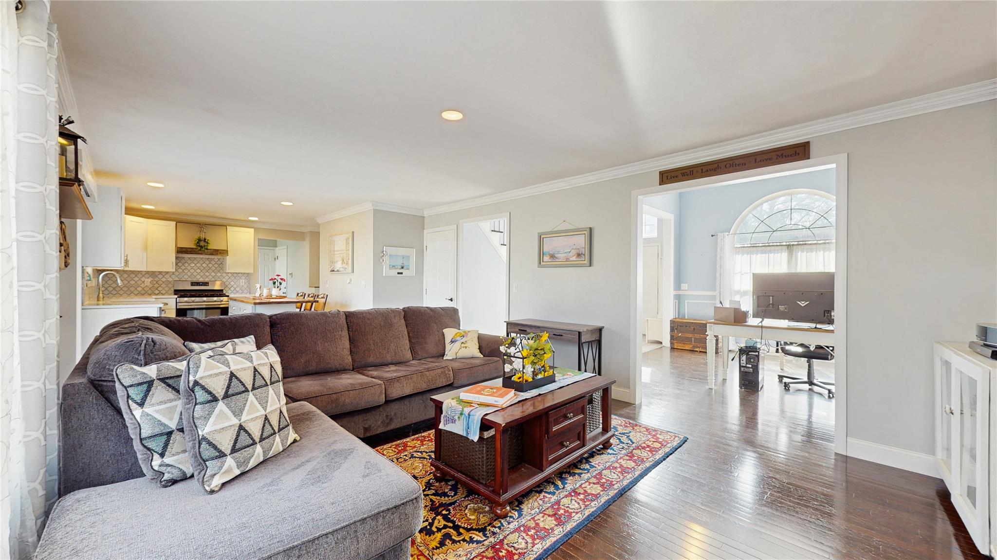 33 Summersweet Drive, Middle Island, New York image 4