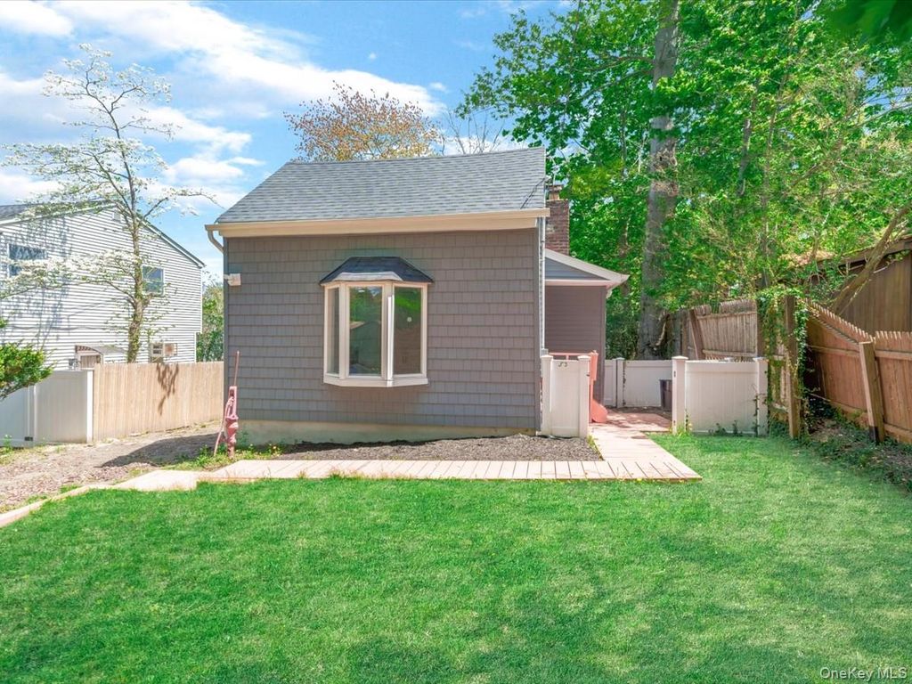 Photo of 53 Nautilus Drive, Rocky Point, NY 11778 (MLS # 996903)