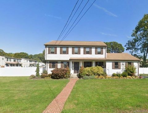 3 Cord Avenue West Babylon NY 11704