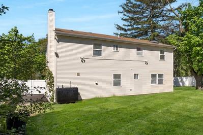 8 Hilltop Avenue, West Babylon, New York image 5