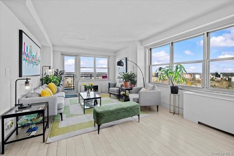 Homes For Sale - 555 Kappock Street #26E<br/> Bronx, NY 10463