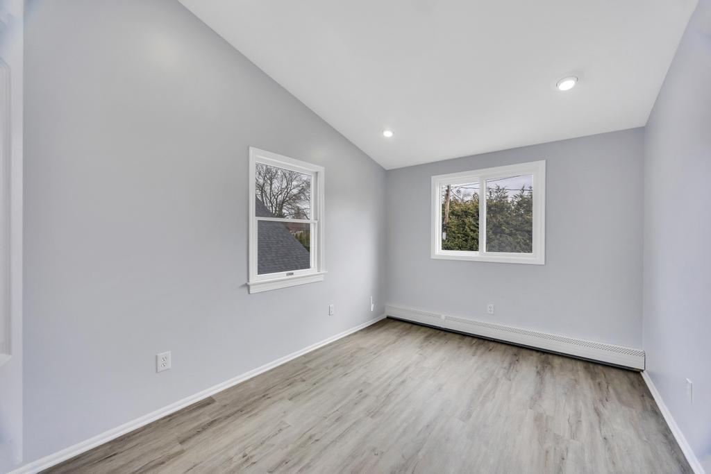 23 Abbey Lane, Levittown, New York image 17
