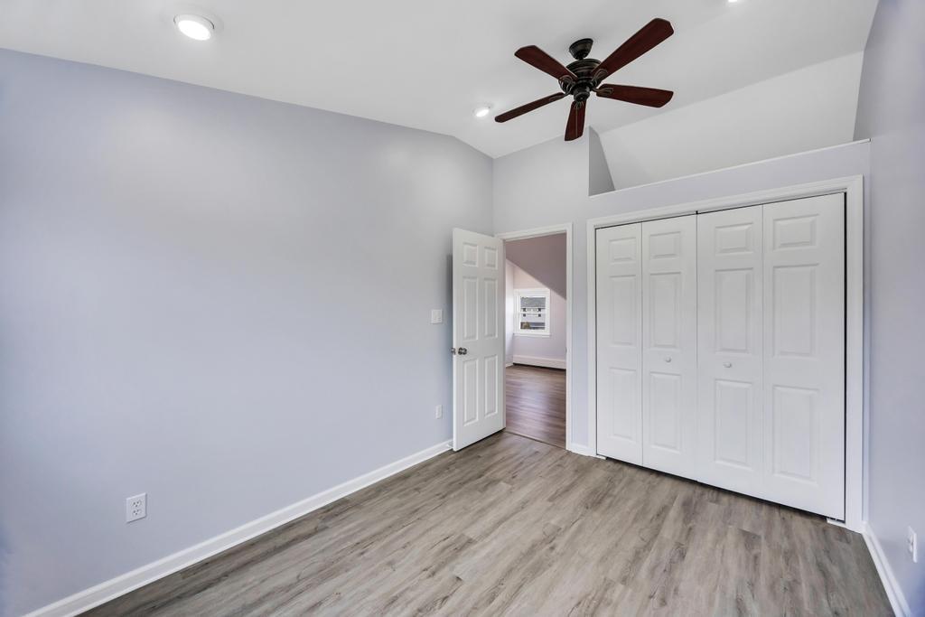 23 Abbey Lane, Levittown, New York image 18