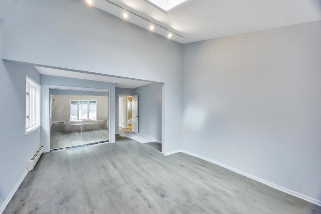 23 Abbey Lane, Levittown, New York image 9