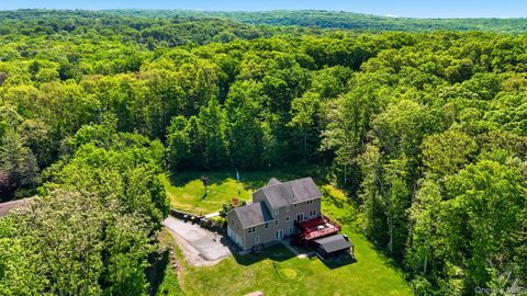 Homes For Sale - 185 Penaluna Road<br/> Monroe, NY 10950