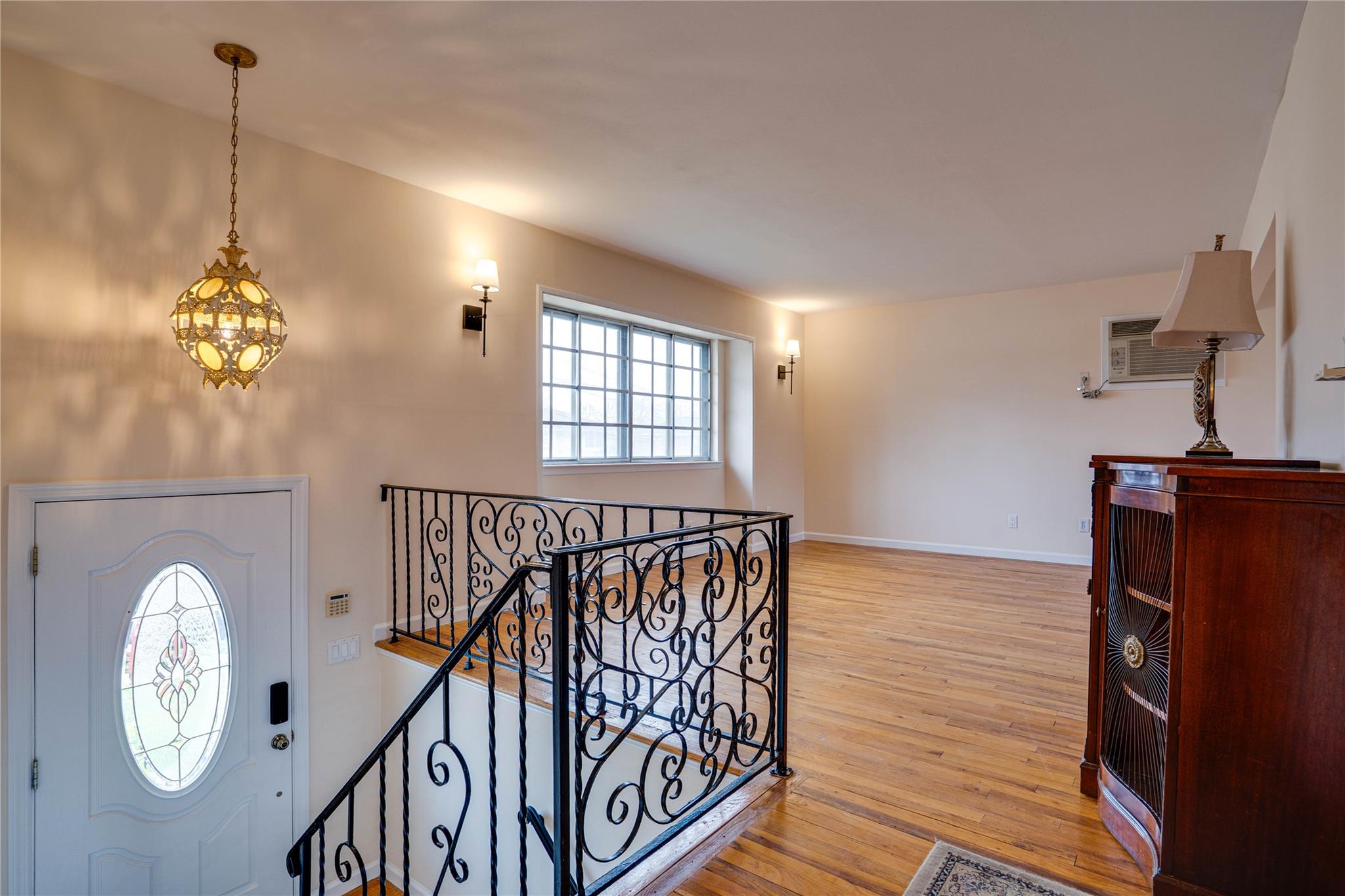 47 Bowling Lane, Deer Park, New York image 5