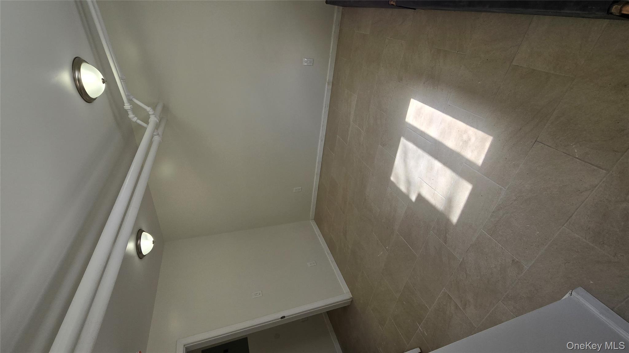 48 North Fulton Ave Avenue Ground Floor