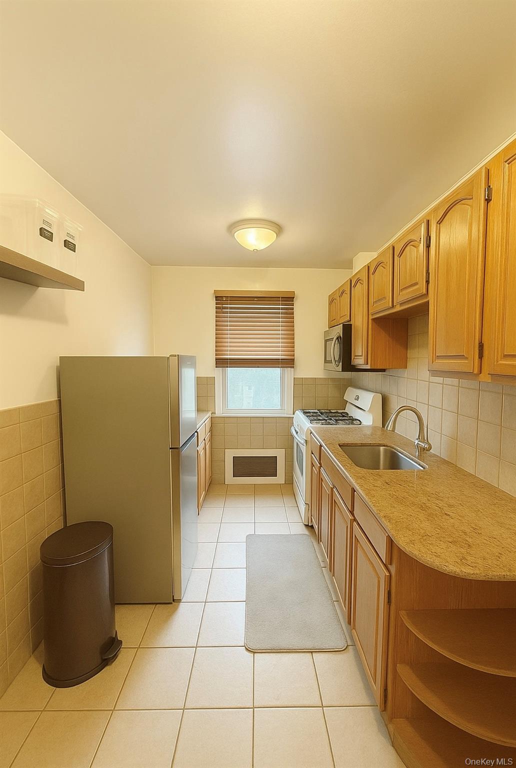 7103 252 Street 199B