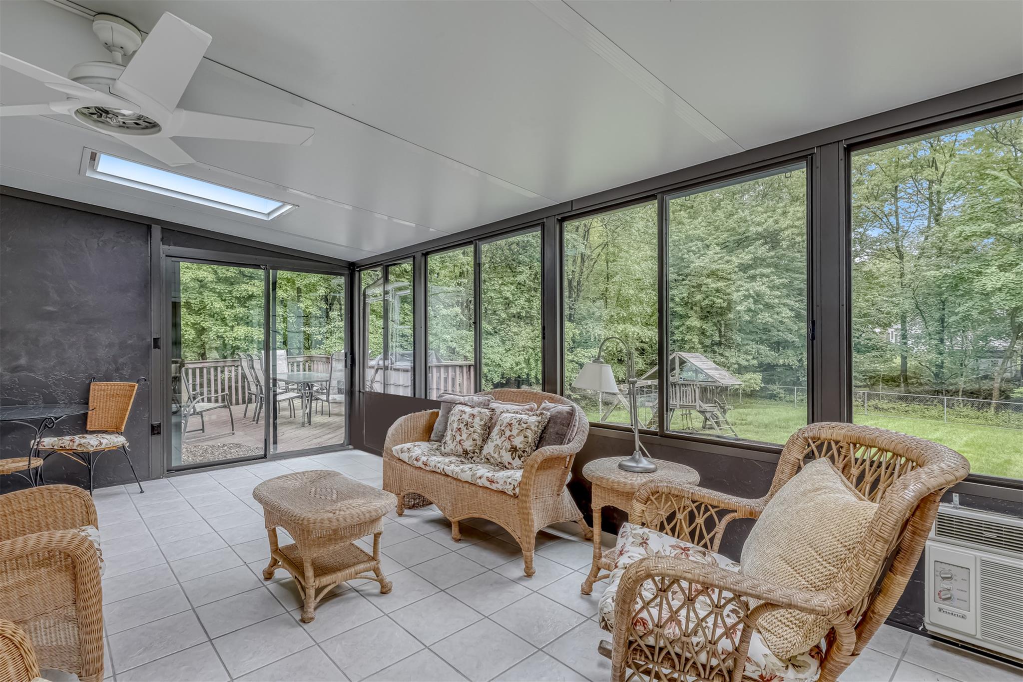 11 Kings Gate Road, Suffern, New York image 7