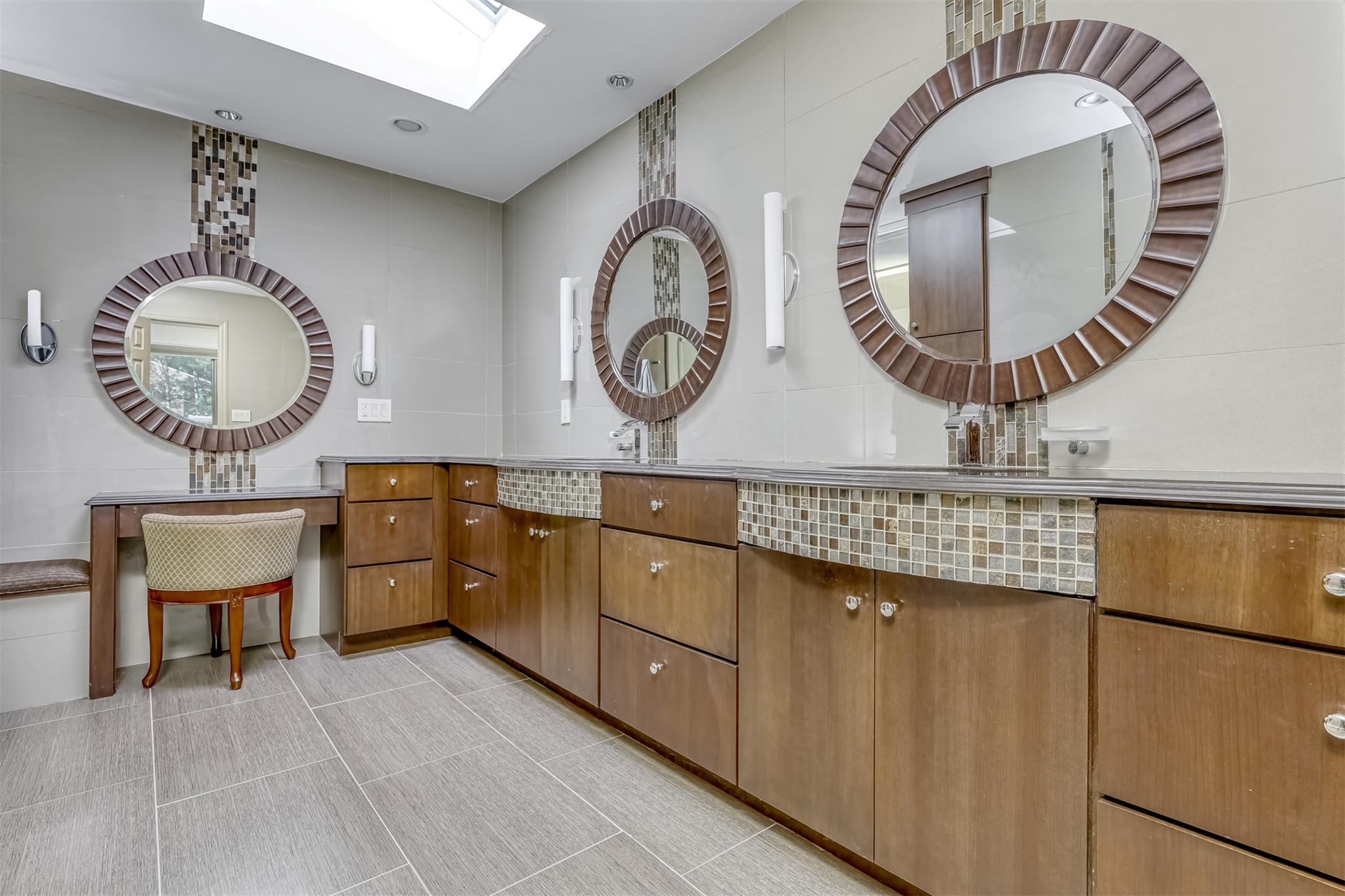 11 Kings Gate Road, Suffern, New York image 12