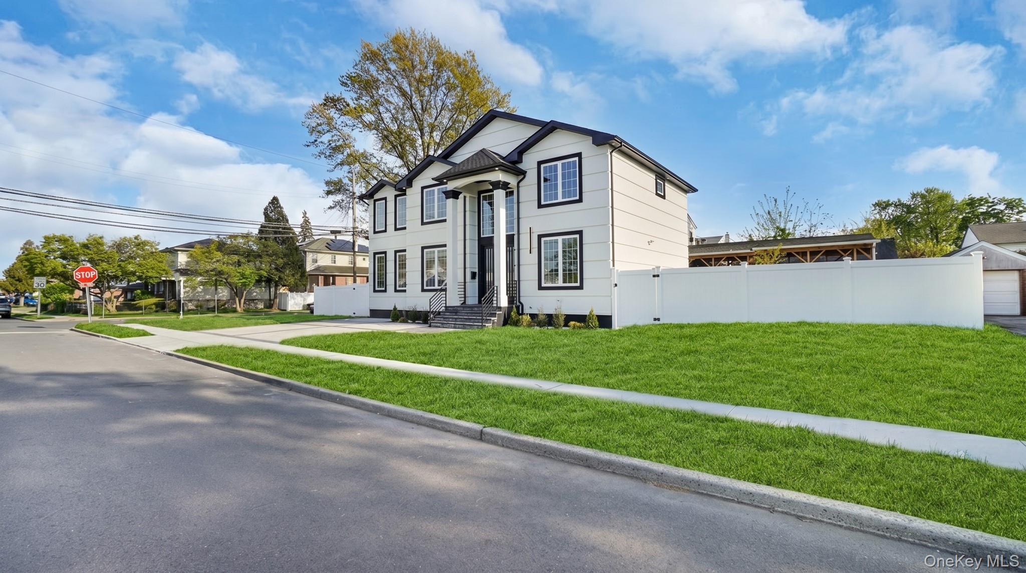 2105 Hoffman ave