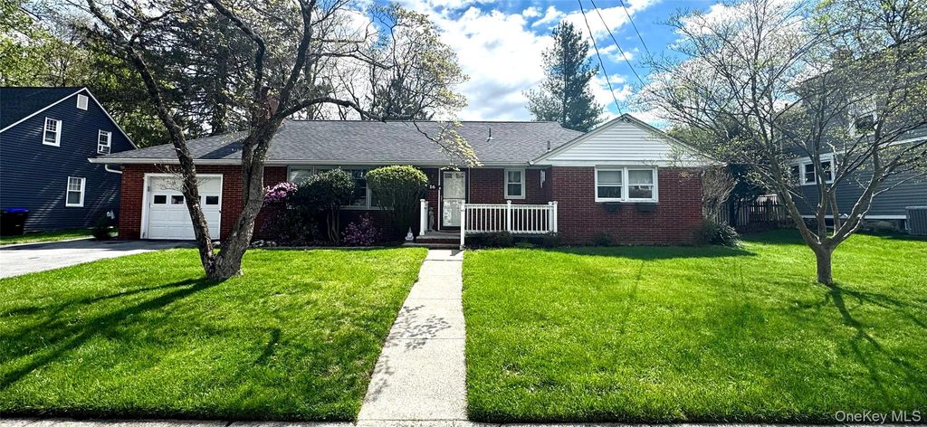 Photo of 16 Beechwood Terrace, Poughkeepsie, NY 12601 (MLS # 987691)