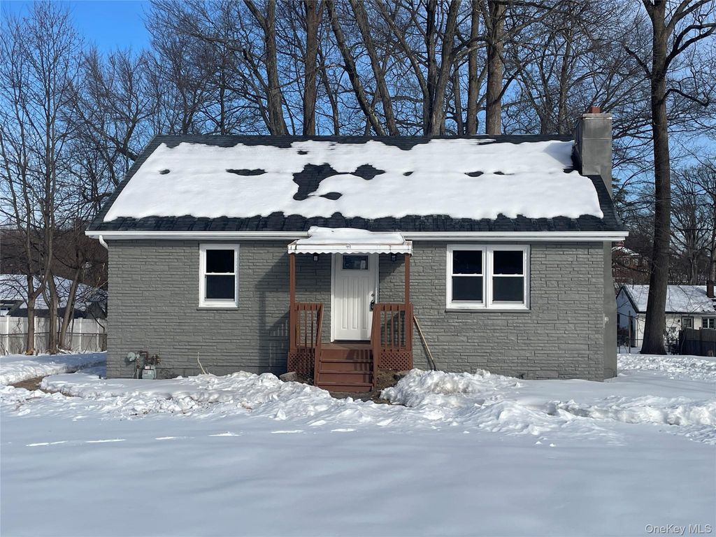 Photo of 21 Janet Place, Stony Point, NY 10980 (MLS # 956546)