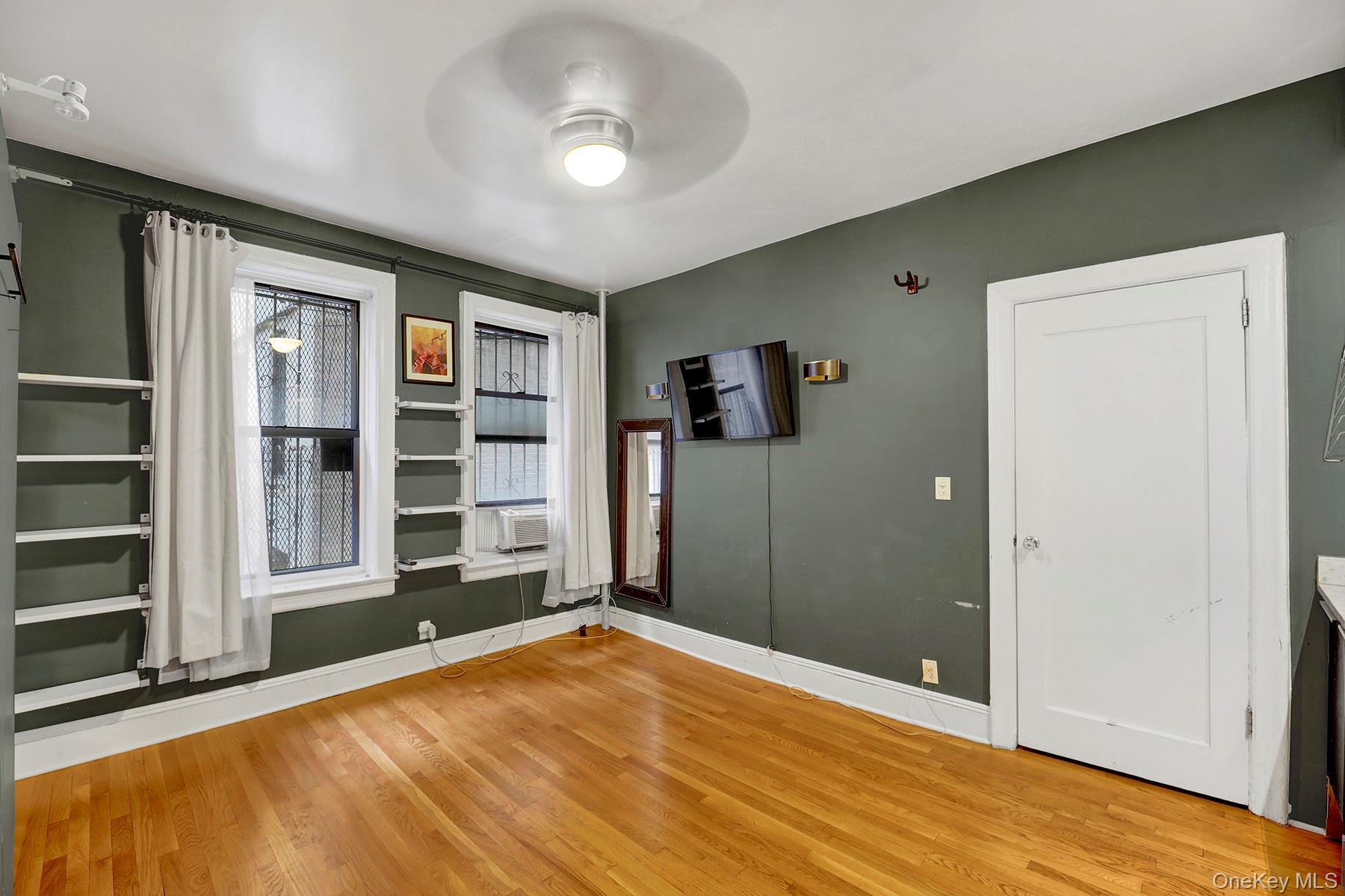 400 Lincoln Place 1H