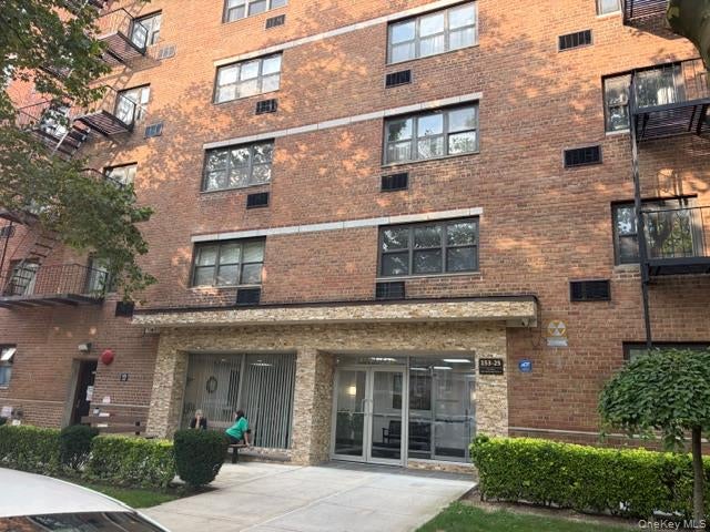 Photo of 153-25 88 Street #3F, Howard Beach, NY 11414 (MLS # 1053003)
