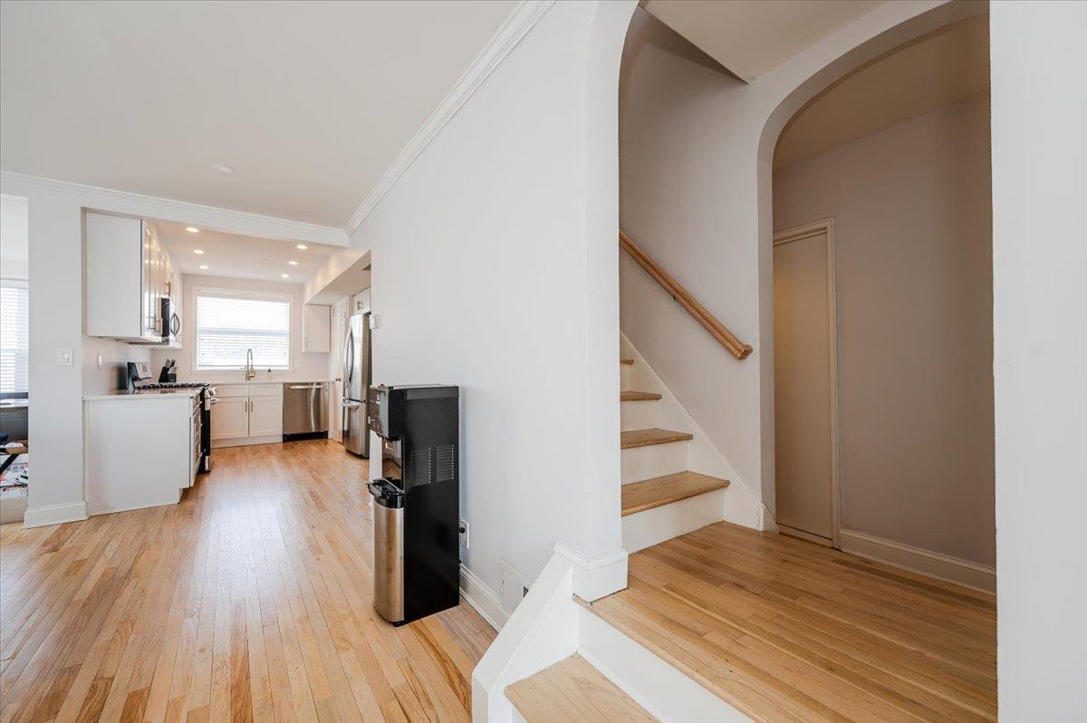 Hempstead, New York 11509, United States, 4 Bedrooms Bedrooms, ,3 BathroomsBathrooms,Residential,Active,96632