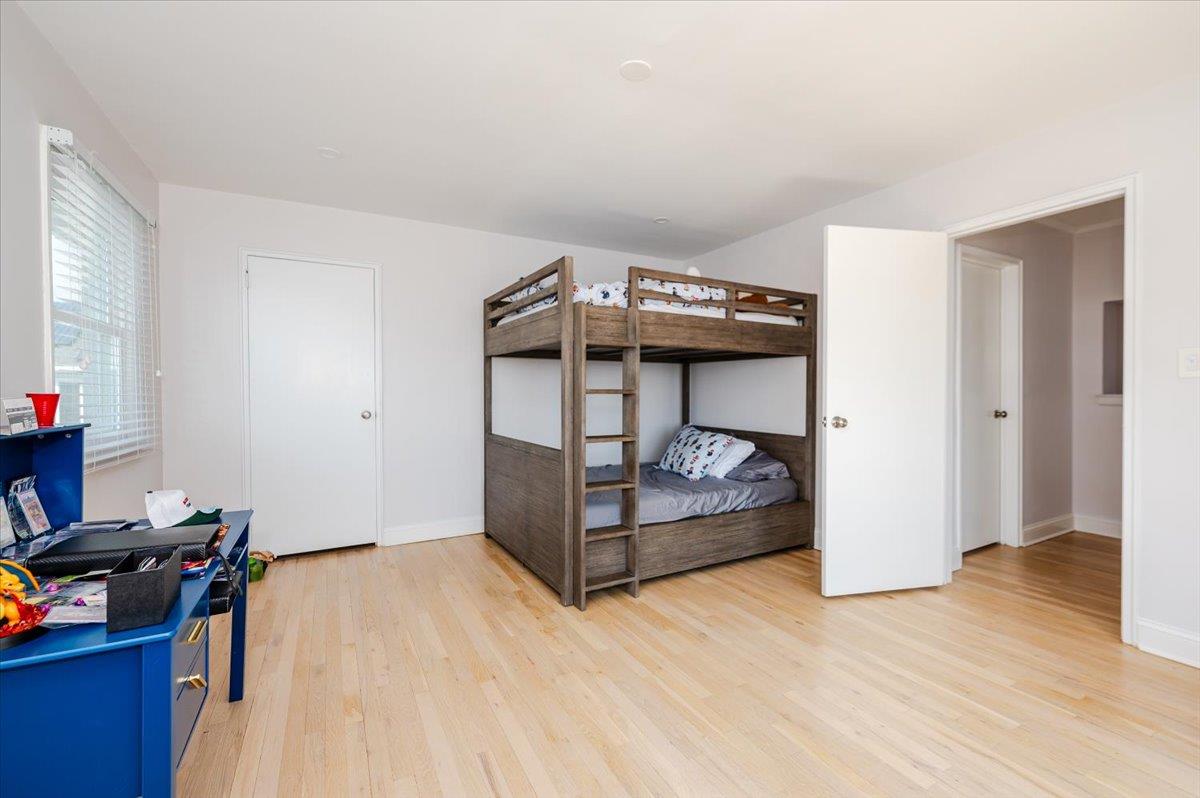 Hempstead, New York 11509, United States, 4 Bedrooms Bedrooms, ,3 BathroomsBathrooms,Residential,Active,96632