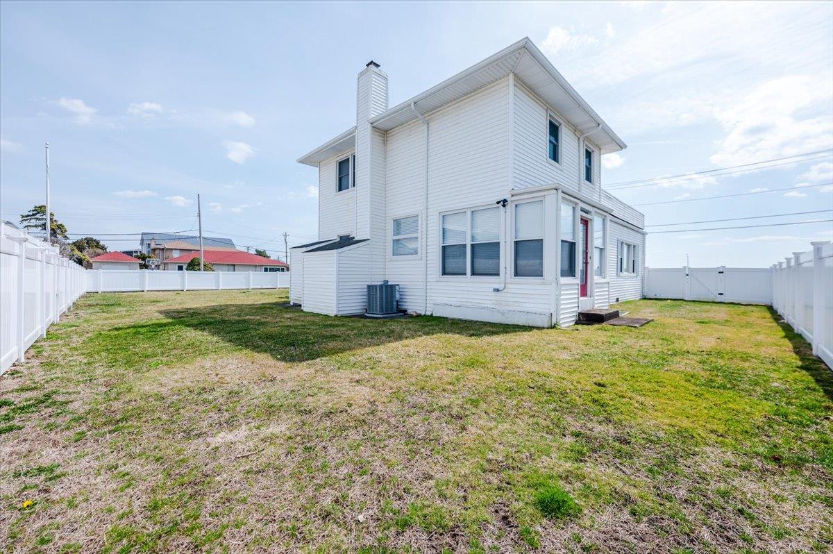 Hempstead, New York 11509, United States, 4 Bedrooms Bedrooms, ,3 BathroomsBathrooms,Residential,Active,96632