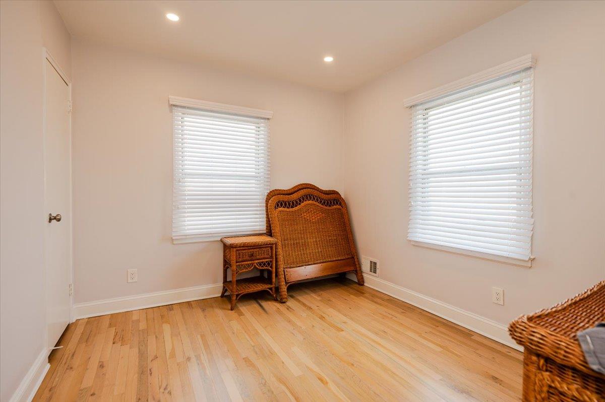 Hempstead, New York 11509, United States, 4 Bedrooms Bedrooms, ,3 BathroomsBathrooms,Residential,Active,96632