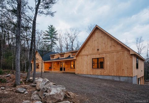 Homes For Sale - 250 Cherry Hill Road<br/> Ulster County, Accord, NY 12404