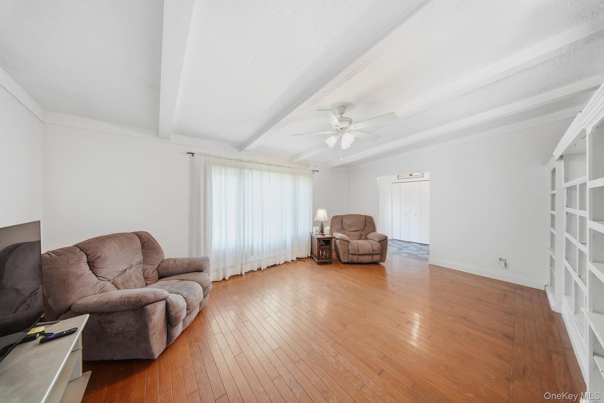 20 Winding Hills Drive