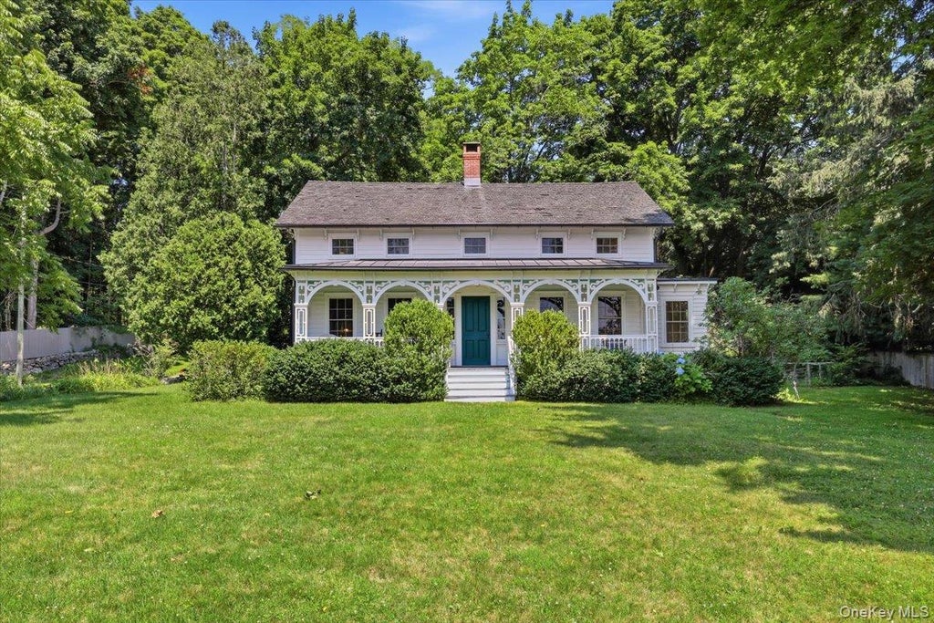 Photo of 412 Succabone Road, Bedford Corners, NY 10549 (MLS # 1027886)