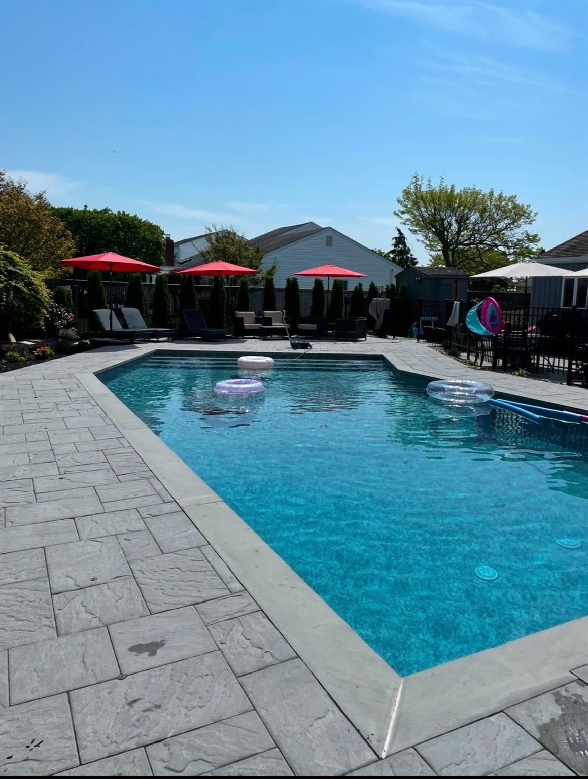 52 Shore Drive, Copiague, New York image 33