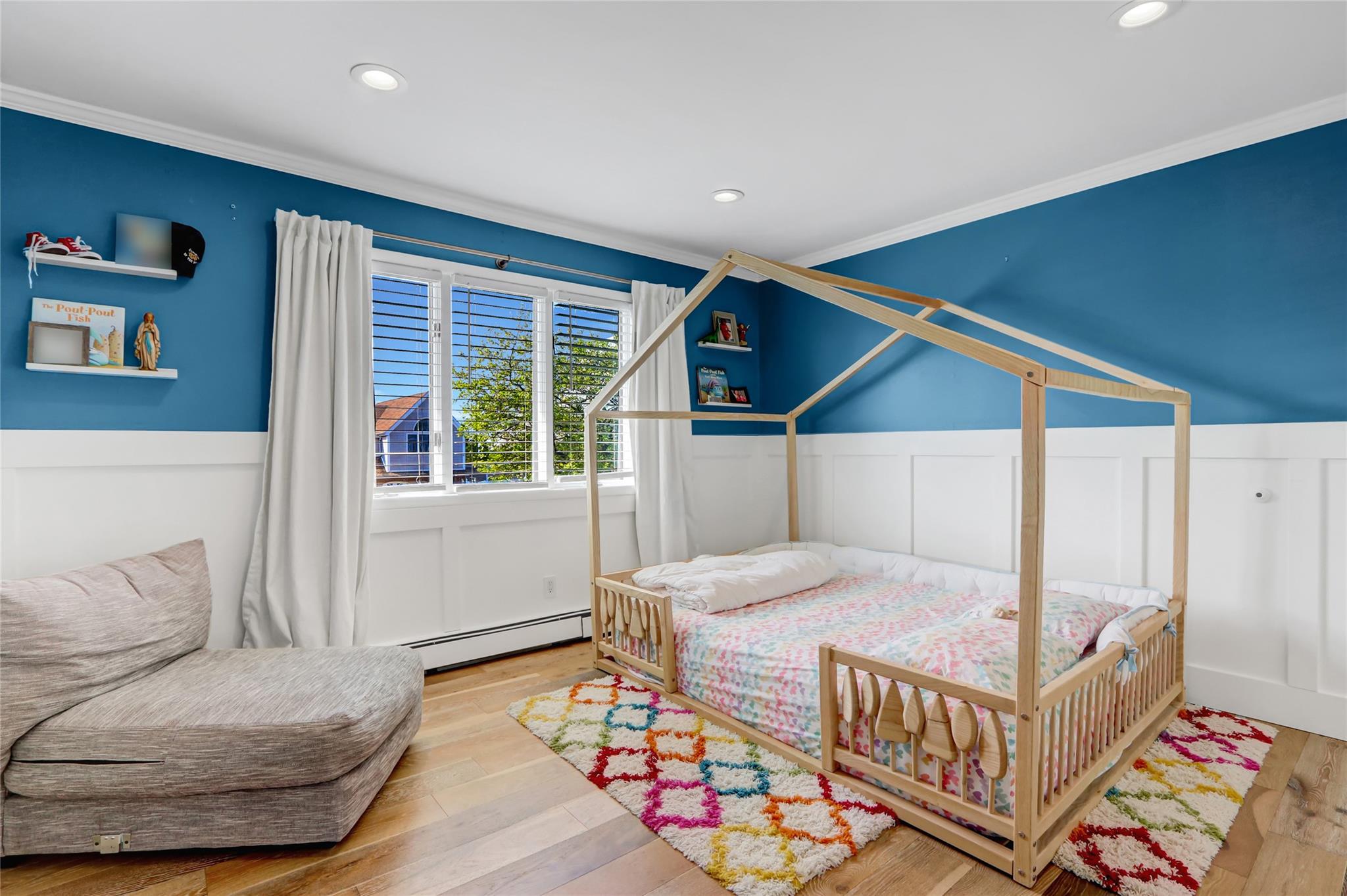 52 Shore Drive, Copiague, New York image 18
