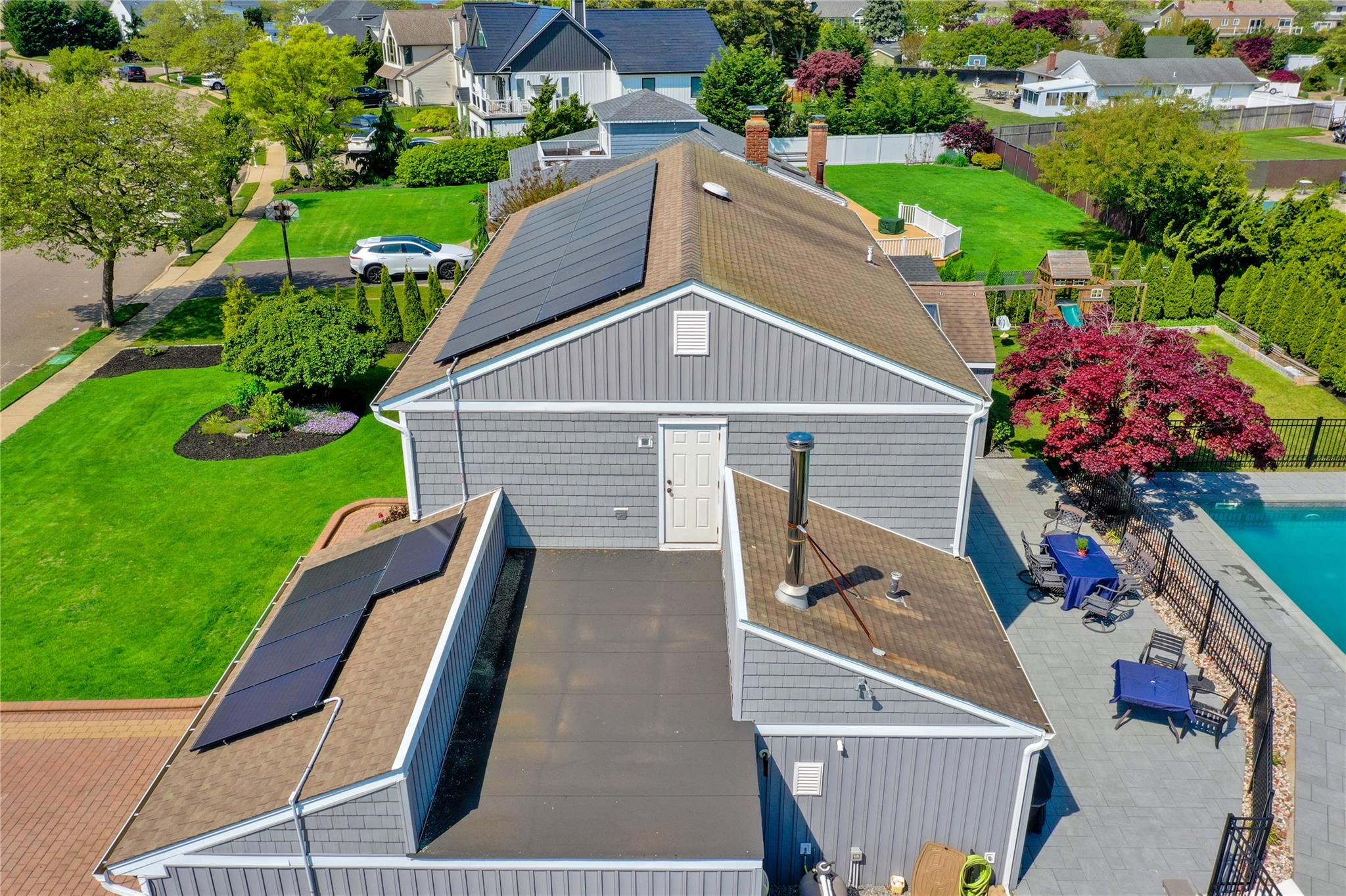 52 Shore Drive, Copiague, New York image 40