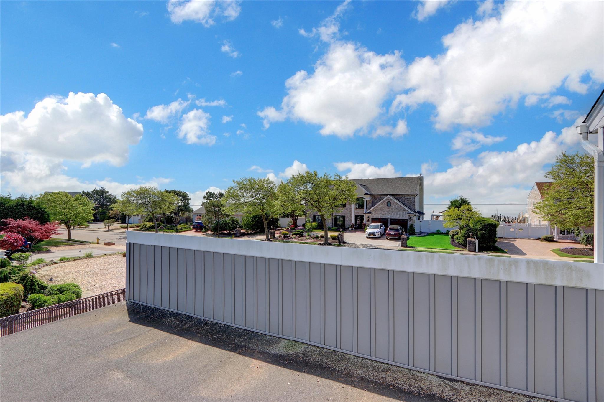 52 Shore Drive, Copiague, New York image 21