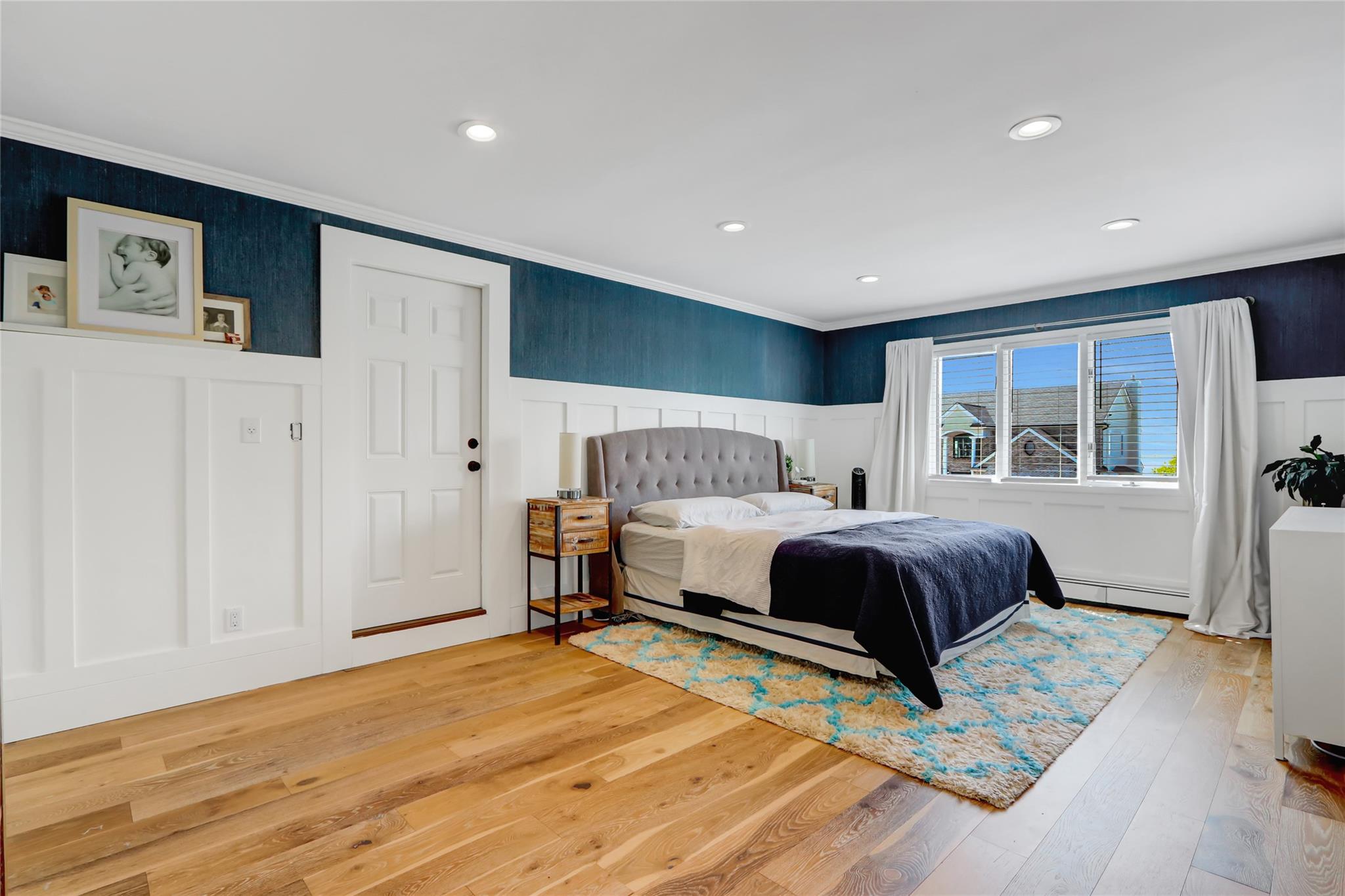 52 Shore Drive, Copiague, New York image 23