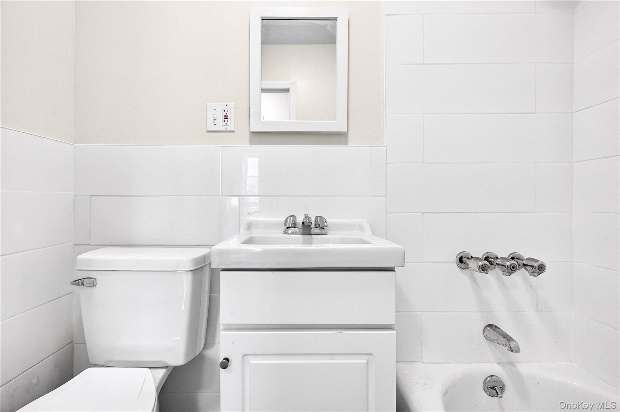 3615 Eastchester Road 2