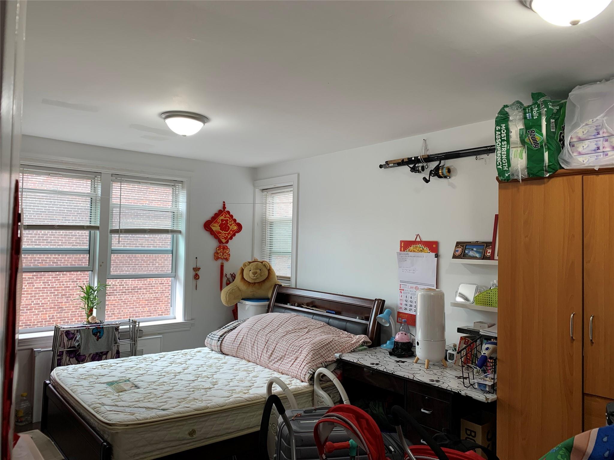 42-40 Bowne St St #5C, Flushing, New York image 9