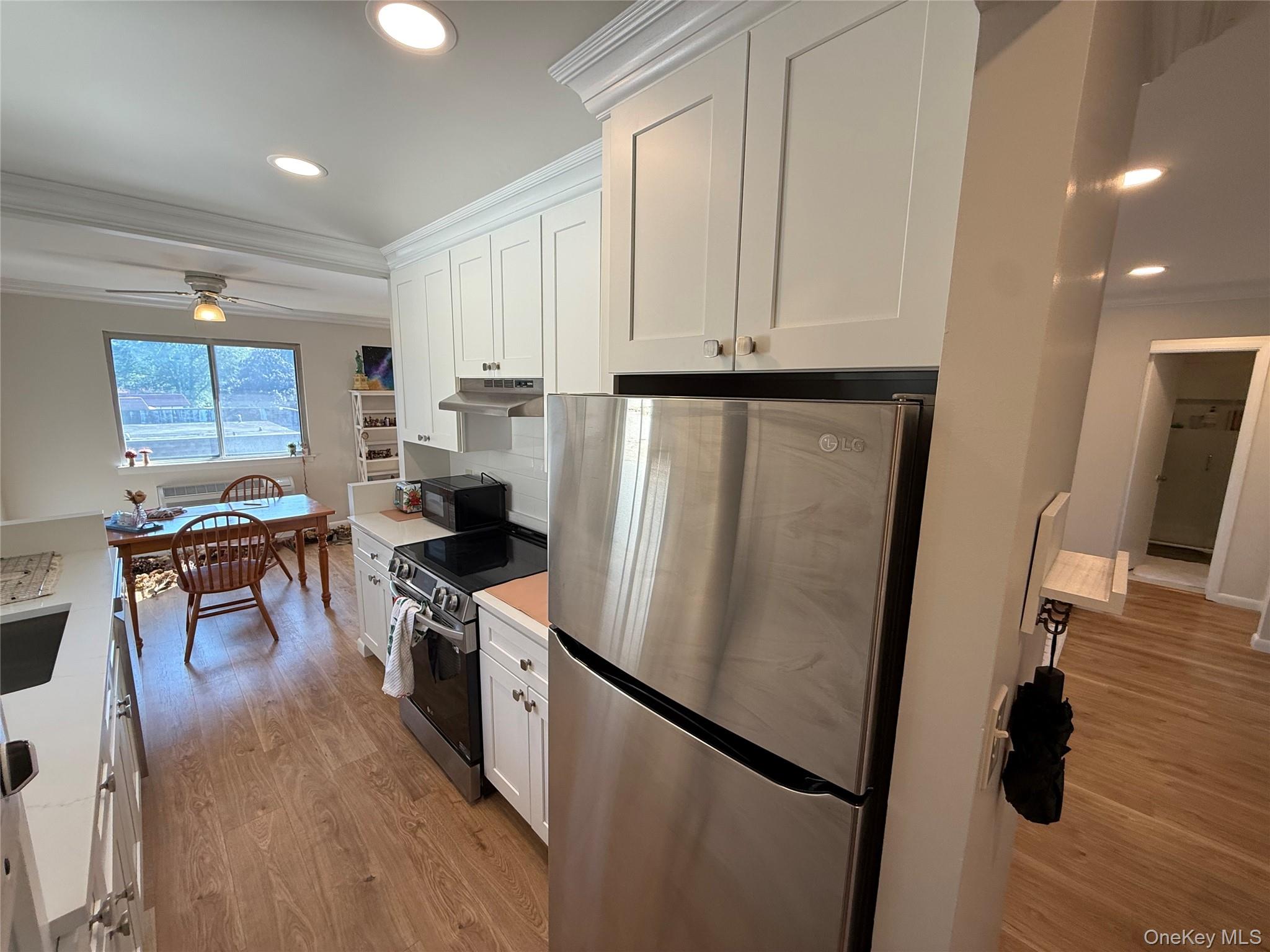 Fishkill, New York 12524, United States, 1 Bedroom Bedrooms, ,1 BathroomBathrooms,Residential,Active,190924