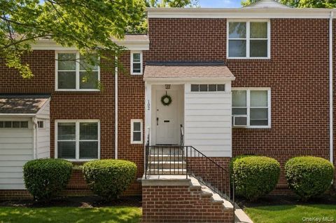 Homes For Sale - 102 Spruce Street #2A<br/> Yonkers, NY 10701
