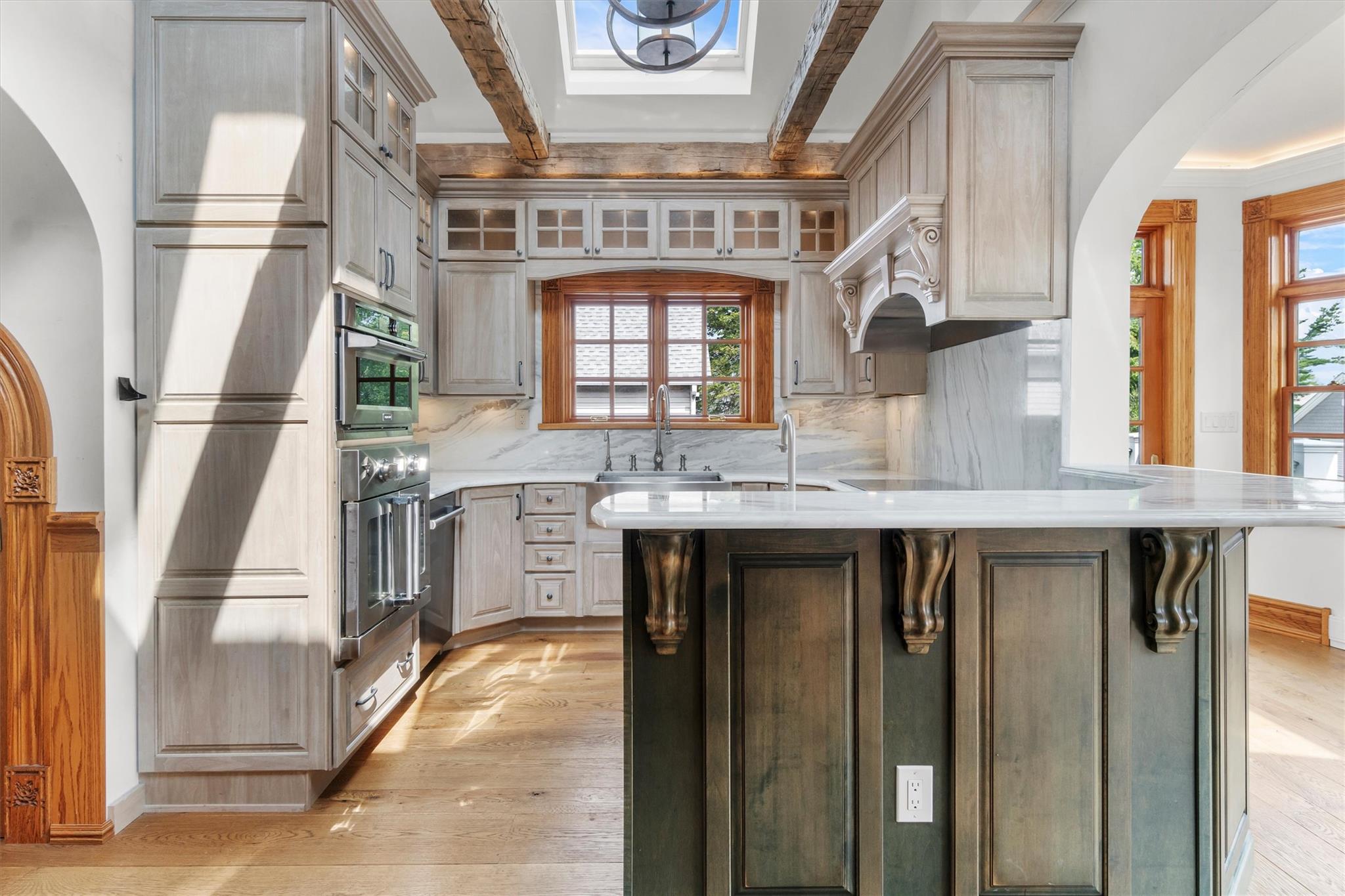 Beacon, New York 12508, United States, 1 Bedroom Bedrooms, ,2 BathroomsBathrooms,Residential,Active,150401