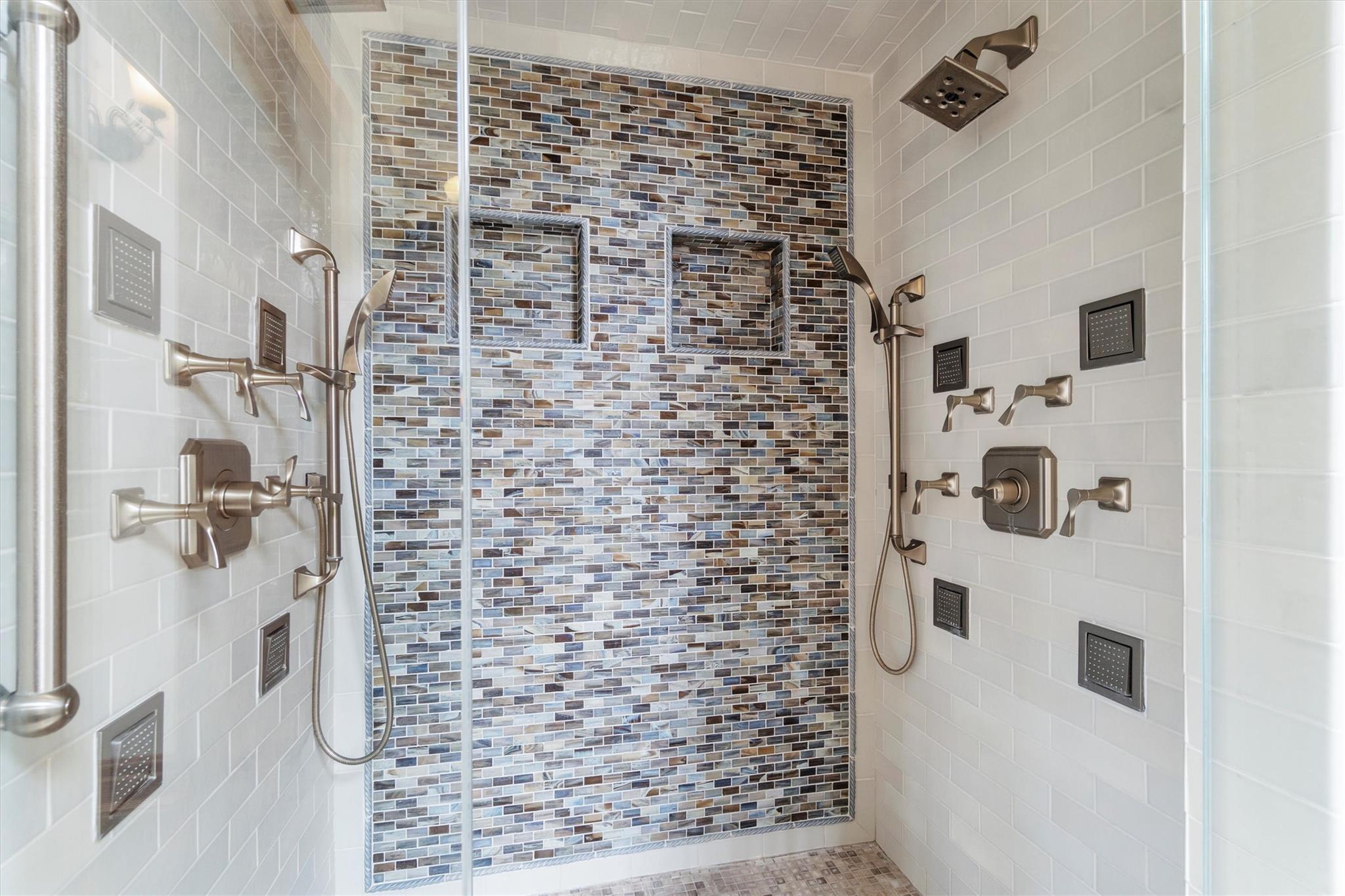 Beacon, New York 12508, United States, 1 Bedroom Bedrooms, ,2 BathroomsBathrooms,Residential,Active,150401