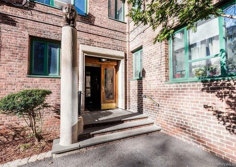 Homes For Sale - 1970 E Tremont Avenue #1C<br/> Bronx, NY 10462