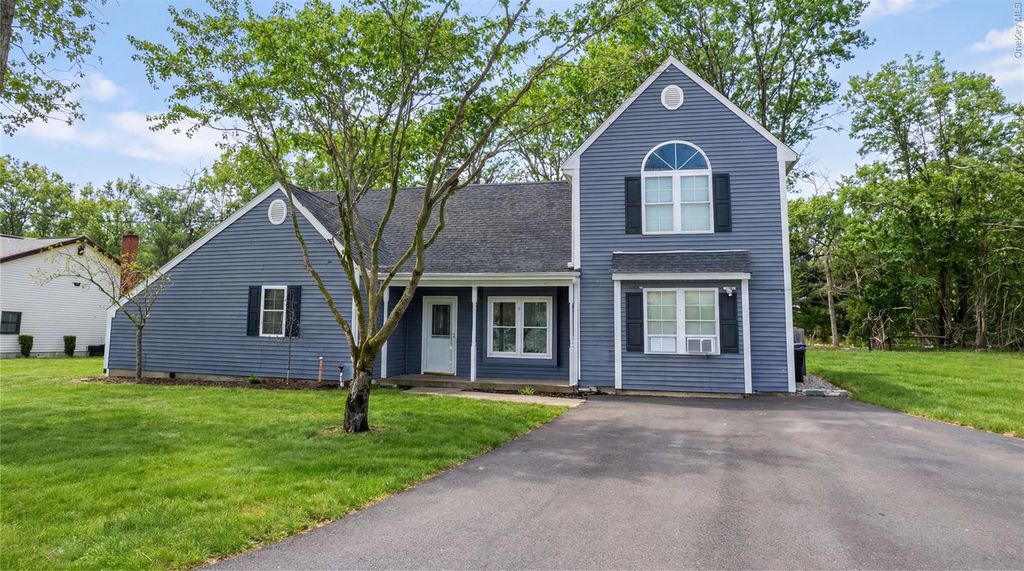 Photo of 160 Pennsylvania Avenue, Medford, NY 11763 (MLS # 965291)