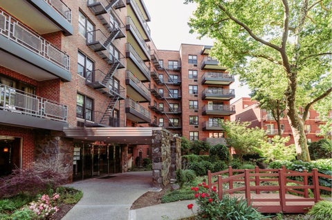 Homes For Sale - 87-10 51st Avenue #7A<br/> Queens County, Elmhurst, NY 11373