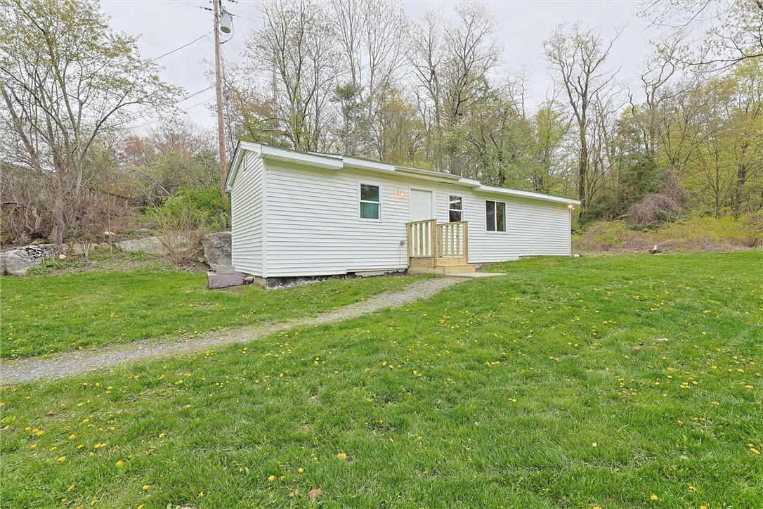Ressique Street C, Stormville, New York - 1 Bedrooms  
1 Bathrooms  
3 Rooms - 