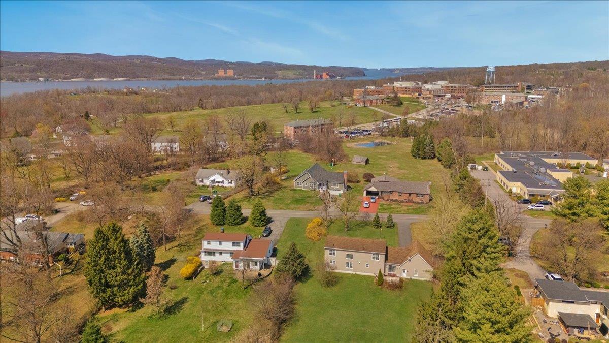 105 Old Castle Point Road, Wappingers Falls, New York image 6